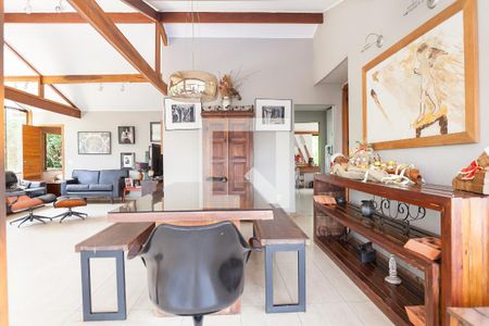 Casa de condomínio à venda com 450m², 4 quartos e 2 vagasSala de Jantar