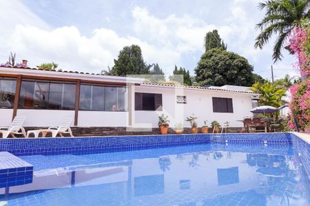 Casa de condomínio à venda com 450m², 4 quartos e 2 vagasPiscina