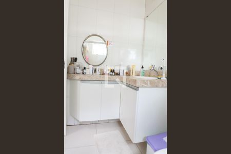 Casa de condomínio à venda com 450m², 4 quartos e 2 vagasbanheiro suite marter