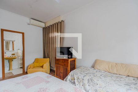 Casa à venda com 250m², 4 quartos e 5 vagas Casa à venda com 250m², 4 quartos e 5 vagasQuarto 2