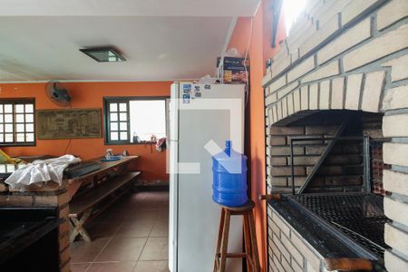 Casa à venda com 300m², 1 quarto e 10 vagas Casa à venda com 300m², 1 quarto e 10 vagasCozinha e Área da Churrasqueira