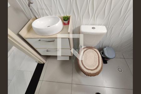 Casa para alugar com 130m², 2 quartos e 2 vagasBanheiro Social