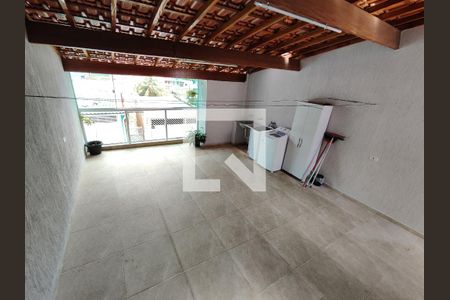 Casa para alugar com 130m², 2 quartos e 2 vagasÁrea de Serviço