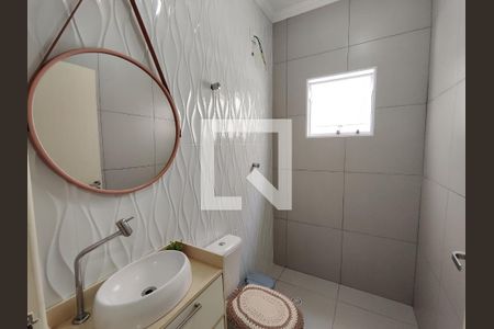 Casa para alugar com 130m², 2 quartos e 2 vagasBanheiro Social