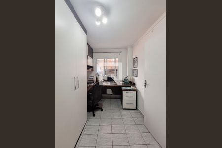 Casa à venda com 226m², 4 quartos e 4 vagasEscritório