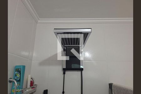 Casa à venda com 226m², 4 quartos e 4 vagasBanheiro Quarto 1