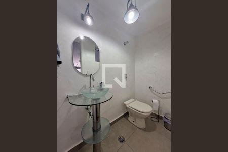 Casa à venda com 226m², 4 quartos e 4 vagasBanheiro salão