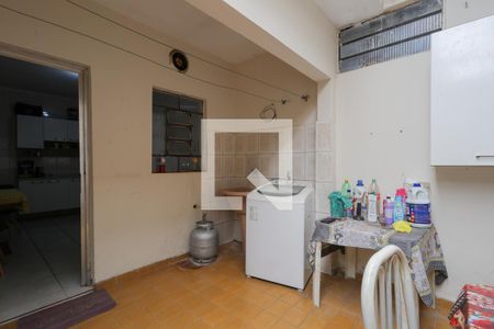 Casa para alugar com 160m², 3 quartos e 2 vagasÁrea de serviço