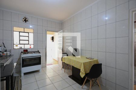 Casa para alugar com 160m², 3 quartos e 2 vagasCozinha