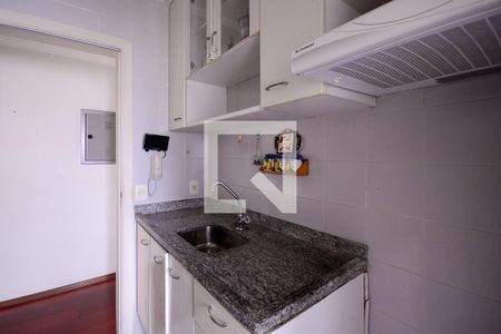 Apartamento à venda com 58m², 2 quartos e 1 vaga Apartamento à venda com 58m², 2 quartos e 1 vagaCozinha/Área de Serviço