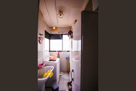 Apartamento à venda com 58m², 2 quartos e 1 vaga Apartamento à venda com 58m², 2 quartos e 1 vagaCozinha/Área de Serviço