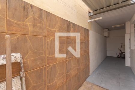 Casa de condomínio à venda com 75m², 3 quartos e 1 vagaÁrea de Serviço