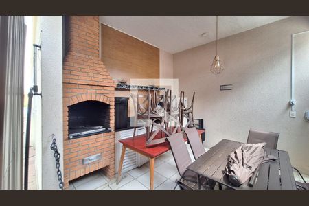 Apartamento para alugar com 42m², 2 quartos e sem vagaÁrea comum - Churrasqueira