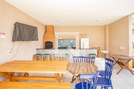 Apartamento à venda com 42m², 2 quartos e 1 vaga Apartamento à venda com 42m², 2 quartos e 1 vagaÁrea comum - Churrasqueira