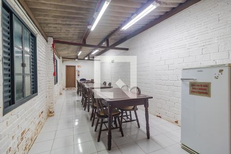 Apartamento à venda com 70m², 2 quartos e sem vagaÁrea comum