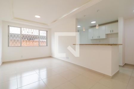 Sala de apartamento à venda com 2 quartos, 70m² em Menino Deus, Porto Alegre