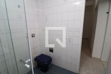 Casa de condomínio à venda com 200m², 4 quartos e 3 vagasBanheiro Social 1