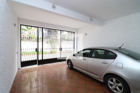 Casa de condomínio à venda com 200m², 4 quartos e 3 vagasGaragem