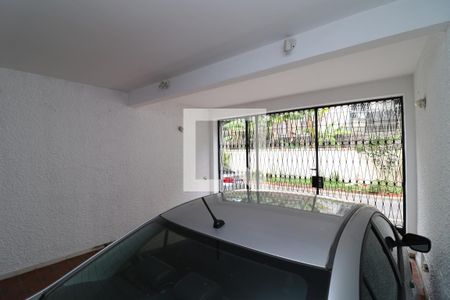 Casa de condomínio à venda com 200m², 4 quartos e 3 vagasGaragem