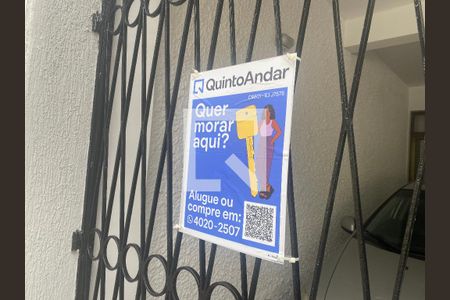Casa de condomínio à venda com 200m², 4 quartos e 3 vagasPlaquinha