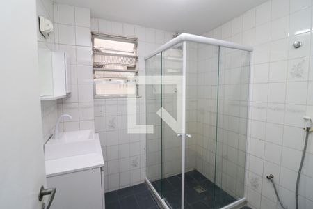 Casa de condomínio à venda com 200m², 4 quartos e 3 vagasBanheiro Social 1