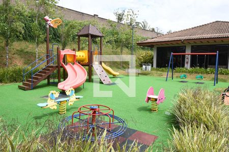 Casa de condomínio à venda com 265m², 4 quartos e 4 vagasÁrea comum - Playground