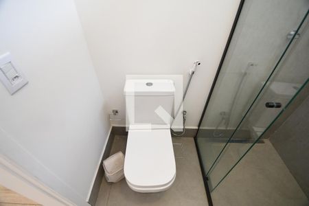 Casa de condomínio à venda com 265m², 4 quartos e 4 vagasBanheiro 2