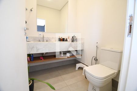 Casa de condomínio à venda com 265m², 4 quartos e 4 vagasLavabo