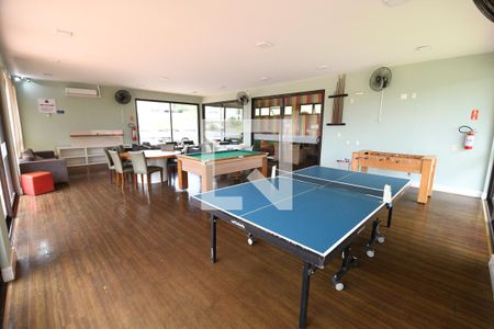 Casa de condomínio à venda com 265m², 4 quartos e 4 vagasÁrea comum