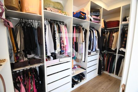 Casa de condomínio à venda com 265m², 4 quartos e 4 vagasQuarto 3