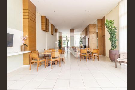 Apartamento à venda com 214m², 3 quartos e 3 vagasÁrea comum - Salão de festas