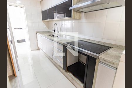 Apartamento à venda com 214m², 3 quartos e 3 vagasCozinha