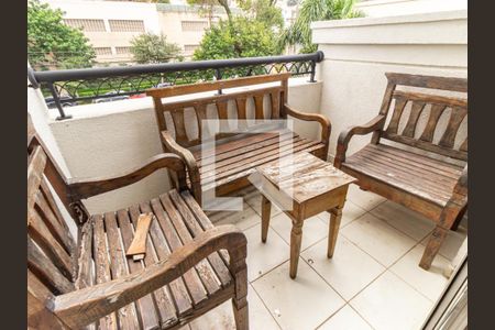 Apartamento à venda com 214m², 3 quartos e 3 vagasSuíte - Varanda