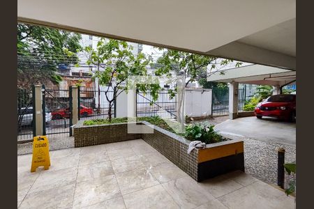 Apartamento à venda com 62m², 1 quarto e 1 vagaFachada e portaria