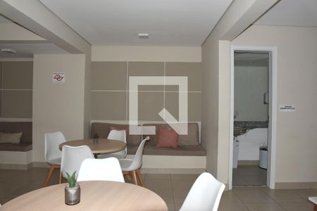 Apartamento para alugar com 30m², 1 quarto e sem vagaÁrea comum - Salão de festas