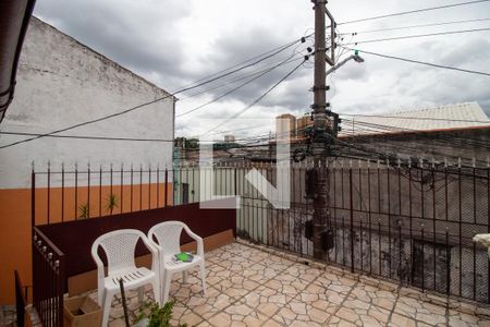 Casa à venda com 101m², 2 quartos e 2 vagas Casa à venda com 101m², 2 quartos e 2 vagasVaranda