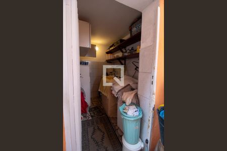 Casa à venda com 101m², 2 quartos e 2 vagas Casa à venda com 101m², 2 quartos e 2 vagasÁrea de Serviço