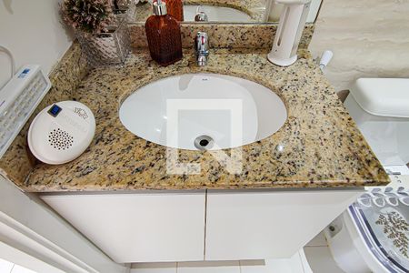 Apartamento à venda com 74m², 3 quartos e 1 vagabanheiro social