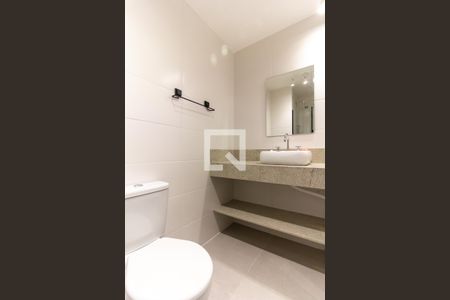 Studio para alugar com 27m², 1 quarto e sem vaga Studio para alugar com 27m², 1 quarto e sem vagaBanheiro