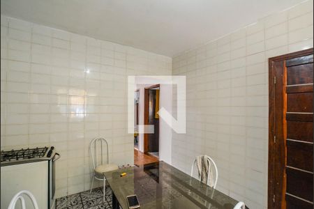 Casa à venda com 250m², 2 quartos e 2 vagas Casa à venda com 250m², 2 quartos e 2 vagasCozinha