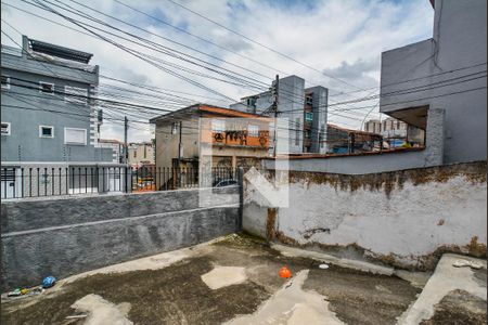 Casa à venda com 250m², 2 quartos e 2 vagas Casa à venda com 250m², 2 quartos e 2 vagasQuintal