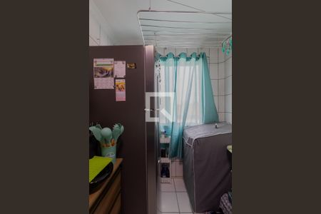 Apartamento à venda com 49m², 2 quartos e 1 vaga Apartamento à venda com 49m², 2 quartos e 1 vagaCozinha e Área de Serviço