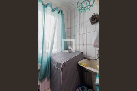 Apartamento à venda com 49m², 2 quartos e 1 vaga Apartamento à venda com 49m², 2 quartos e 1 vagaCozinha e Área de Serviço