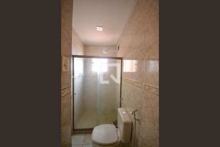 Casa para alugar com 154m², 3 quartos e 1 vaga Casa para alugar com 154m², 3 quartos e 1 vagaQuarto 2-banheiro da Suíte