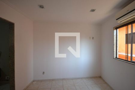 Casa para alugar com 154m², 3 quartos e 1 vaga Casa para alugar com 154m², 3 quartos e 1 vagaQuarto 2-closet da Suíte