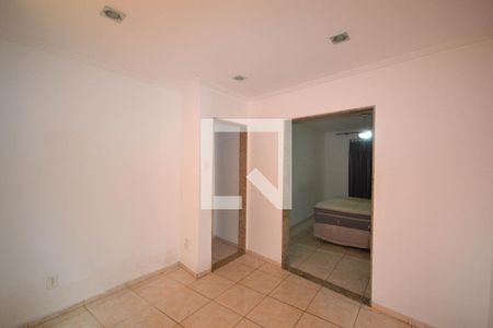 Casa para alugar com 154m², 3 quartos e 1 vaga Casa para alugar com 154m², 3 quartos e 1 vagaQuarto 2-closet da Suíte