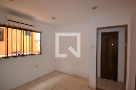 Casa para alugar com 154m², 3 quartos e 1 vaga Casa para alugar com 154m², 3 quartos e 1 vagaQuarto 2-closet da Suíte