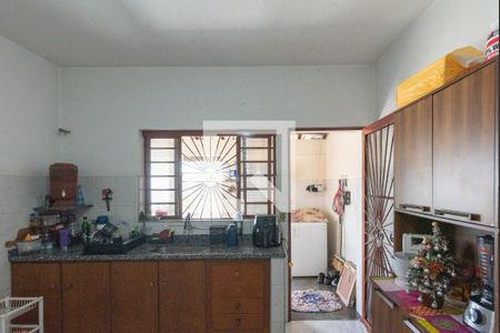 Casa à venda com 160m², 5 quartos e 5 vagasCozinha 1