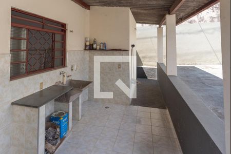 Casa à venda com 160m², 5 quartos e 5 vagasÁrea de Serviço 1