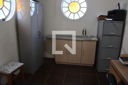 Casa para alugar com 245m², 3 quartos e 4 vagasQuarto de serviço